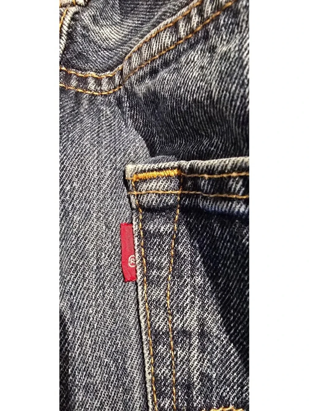 Circa 2016 Levi 501 Button Fly 36x34 in great shape